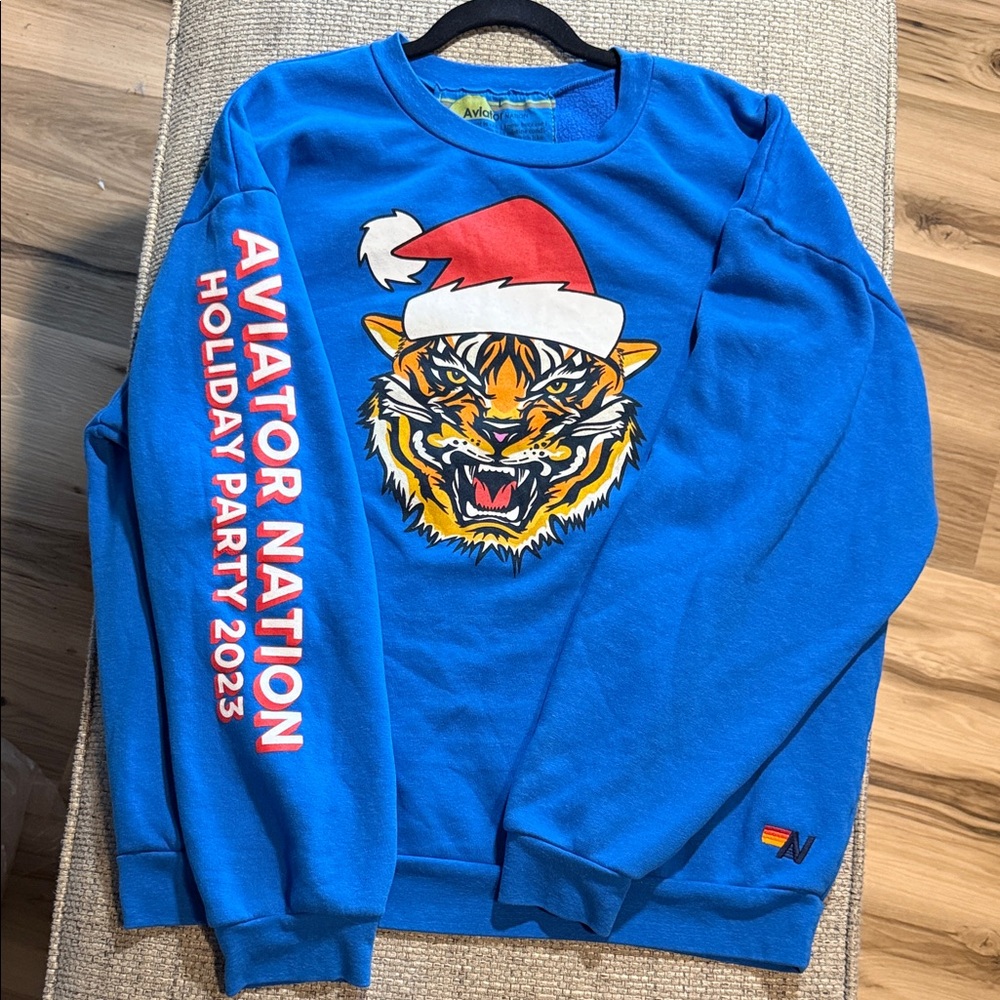 Aviator Nation Holiday Party Edition 2023‎ Tiger Santa Adventure Blue Unisex L